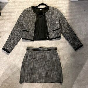 H&M suit. Mini skirt. Size US6